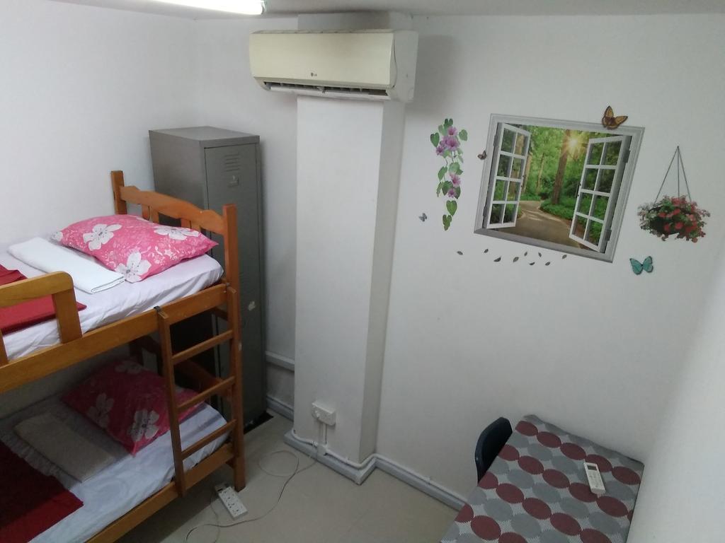 May & May Student Hostel สิงคโปร์ ภายนอก รูปภาพ