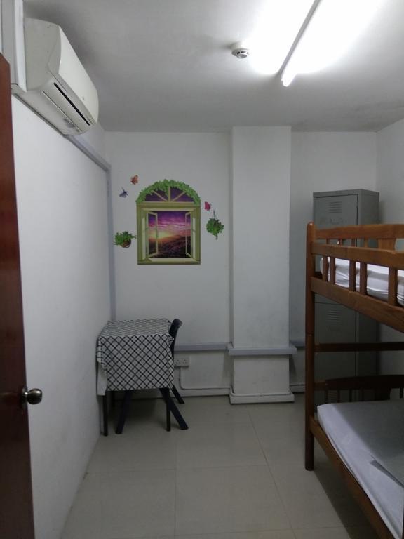 May & May Student Hostel สิงคโปร์ ภายนอก รูปภาพ