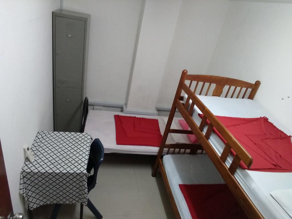 May & May Student Hostel สิงคโปร์ ภายนอก รูปภาพ