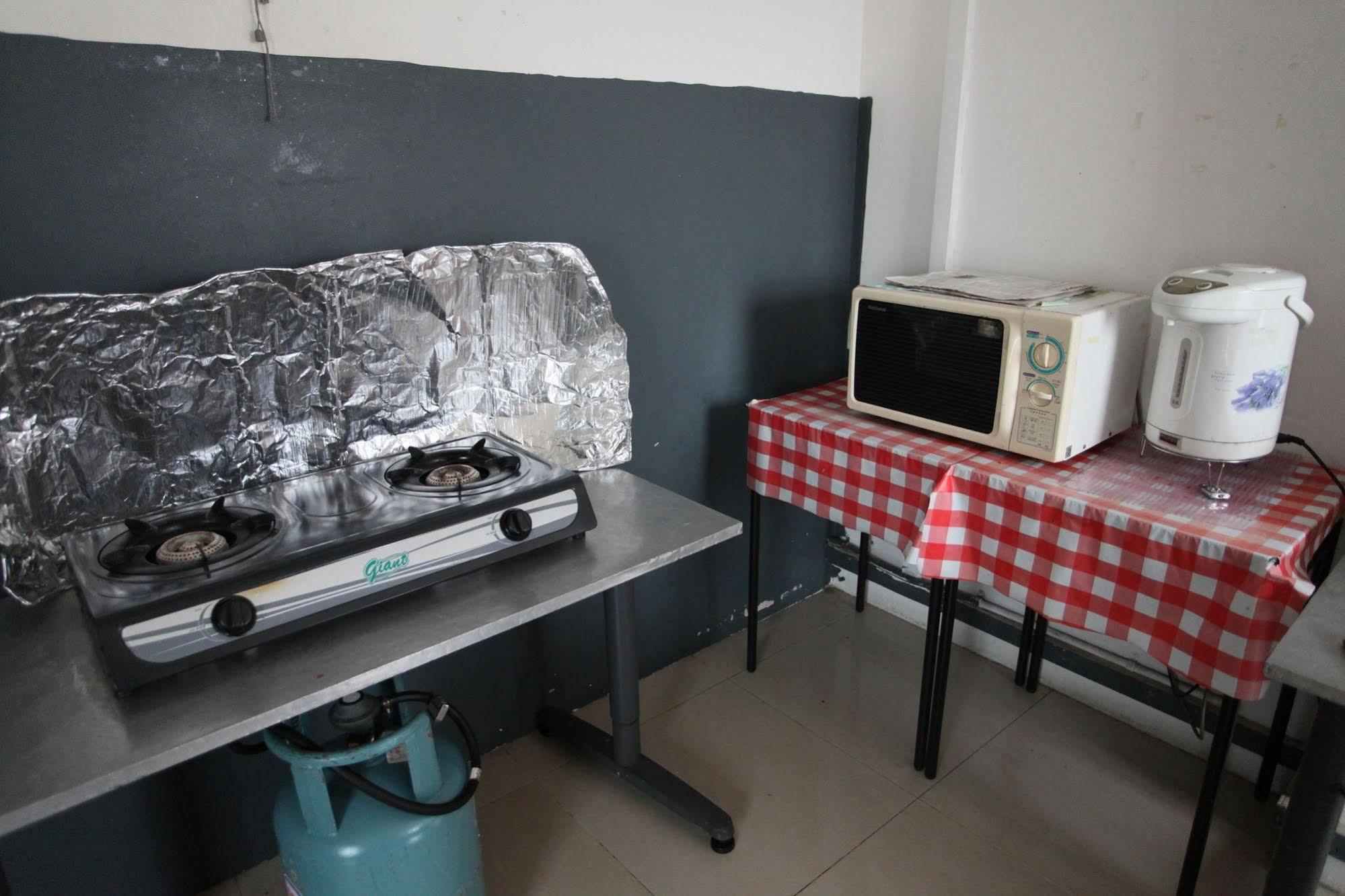 May & May Student Hostel สิงคโปร์ ภายนอก รูปภาพ