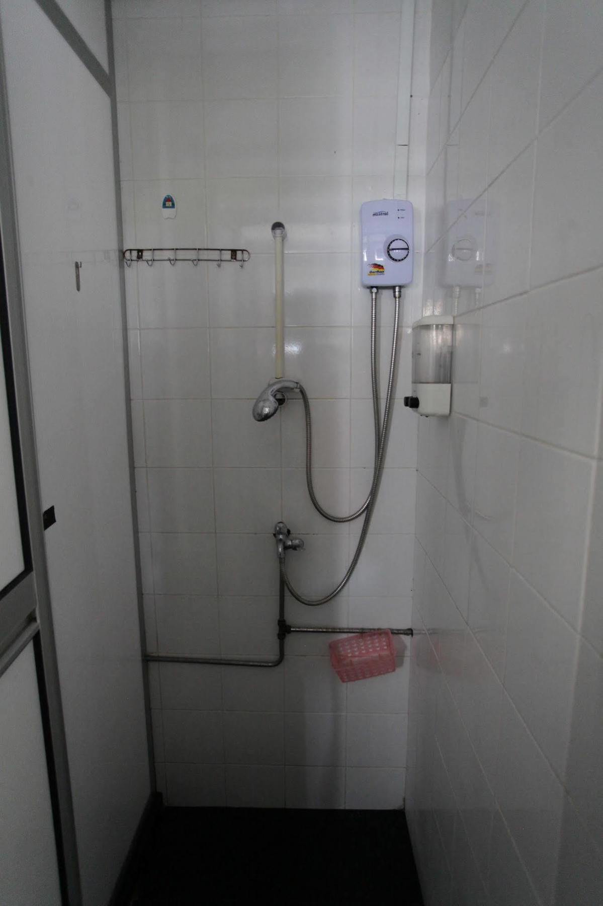 May & May Student Hostel สิงคโปร์ ภายนอก รูปภาพ