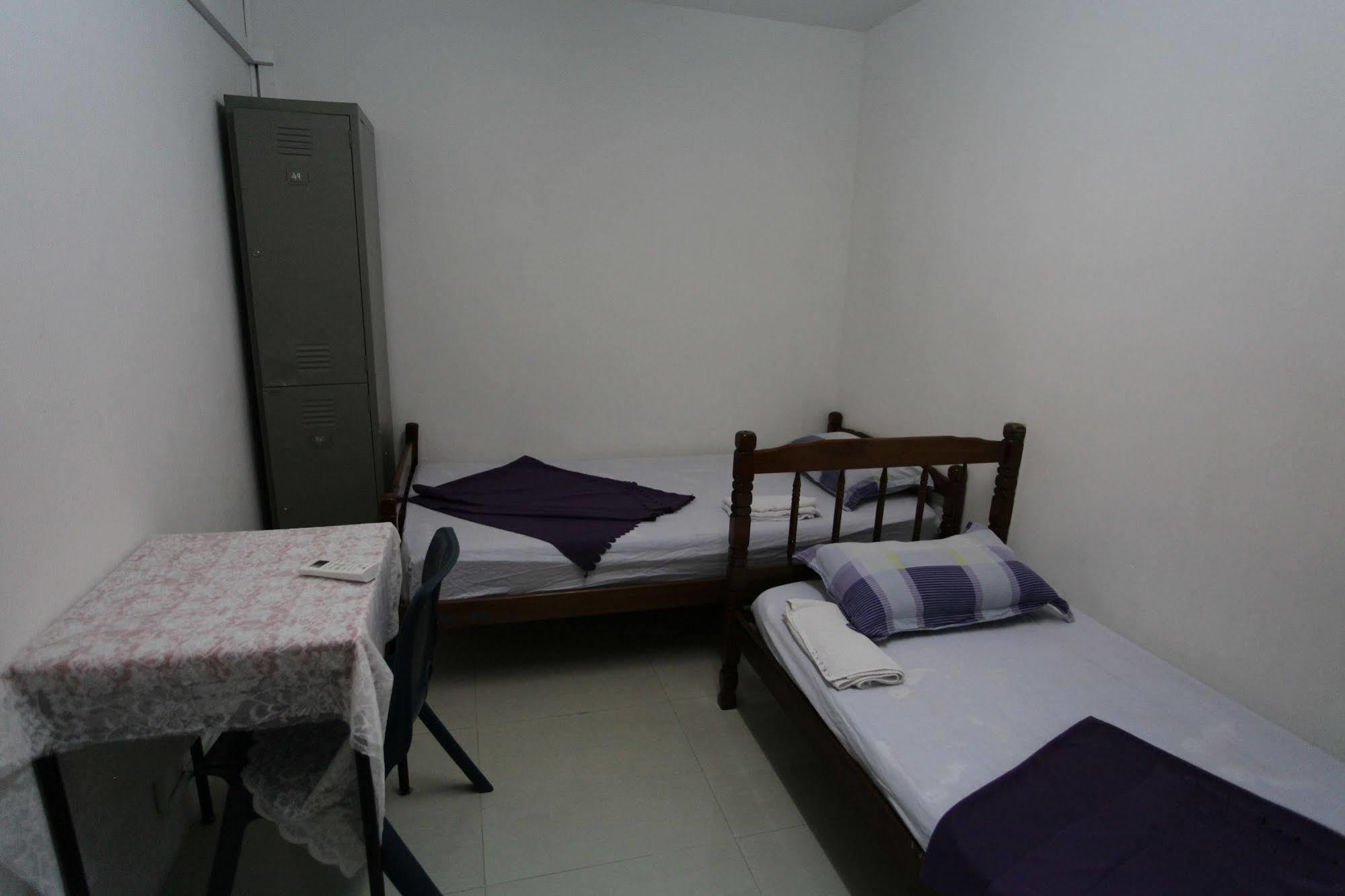 May & May Student Hostel สิงคโปร์ ภายนอก รูปภาพ
